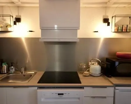 Numero 11 - Cosy Centre